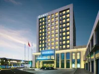 The Qube Hotel Ningbo North Các khách sạn ở Khu vực thương mại Giang Bắc