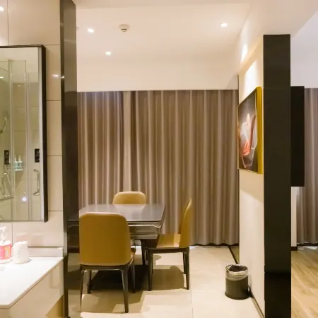 City Comfort Inn Hotel (Lichuan Railway Station)