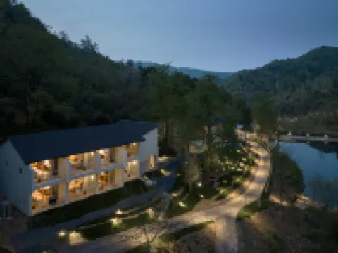 Lost Villa Ginkgo Valley (Suizhou Store) Hotel di Suizhou