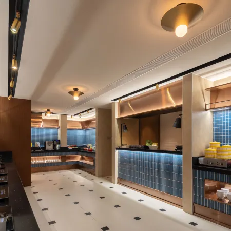 yihotel (Shanghai Lujiazui Riverside Center Expo Park Branch)