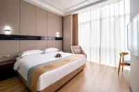 Xiamen Yihe Hotel (Xiamen Zhongshan Road Pedestrian Street Zhenhai Road Subway Station)