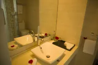 Fuxian Lake Beiliya Hotel