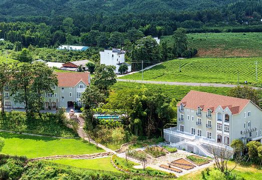 婺源维多利亚丨无边泳池·童话马车British度假庄园外景图