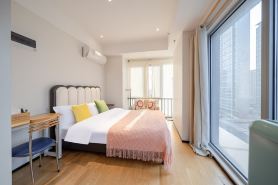 Yaju Apartment (Nanjing South Railway Station)