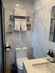 二連浩特歐連國際大飯店 鏡湖附近的飯店