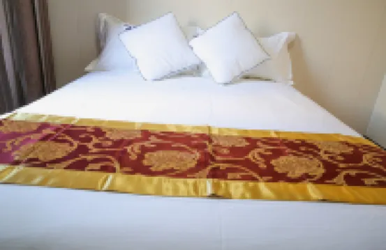 Huayi Hotel (Anxin Jianchang South Street store)