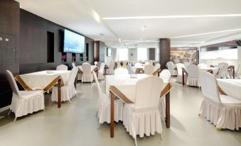 Zhanghe Hotel(Taiyuan Liuxiang Bell Tower Street Store)