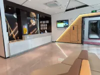 IU Hotel (Zhongjiang Renmin West Road Chengbei Bus Station) - parking