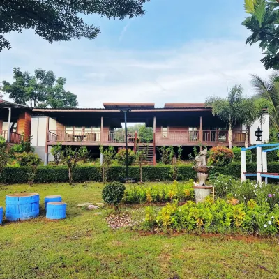 Maingern Maithong Resort Hotels in Muak Lek