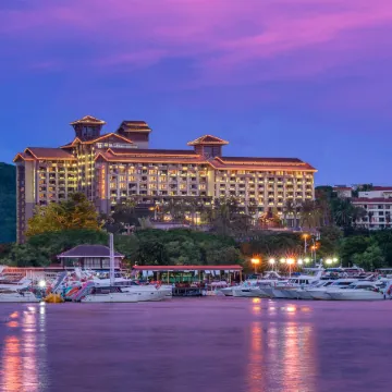 Four Seasons Ocean Courtyard Hotel Sanya