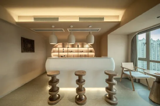 YUNSHUO·高空私湯酒店（花果園白宮松花路地鐵站）