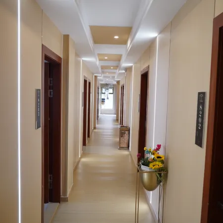 Rujia Business Hotel