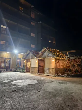 Wenchuan Dongpeng Shanyin Hotel Отели рядом с достопримечательностью «Wolong China Giant Panda Garden Shenshuping Base of CCRCGP»