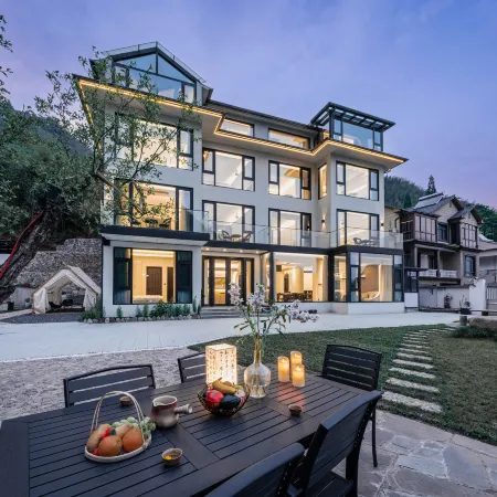 Xia Banji · Inn Circle Zhuhai Wentang Boutique Stay (Anji Yunshang Grassland Ski Resort)