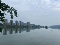 Xianju County Liuli Huajing Homestay