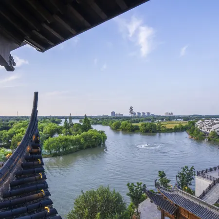 Taihu Longemont Yanhua Hotel