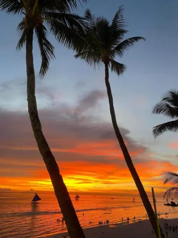 Diamond Water Edge Resort