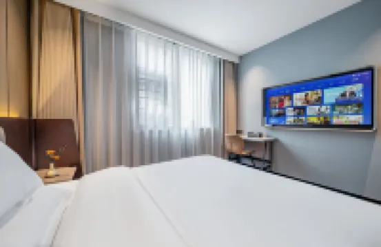 Kaiya Smart Choice Hotel (Huqiu Wedding Dress City, Hubei Road Metro Station Branch) Hotels near Suzhou New Area Railway Station