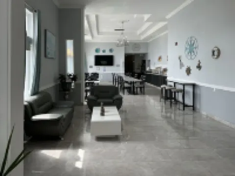 BayVue Hotel, Resort & Suites