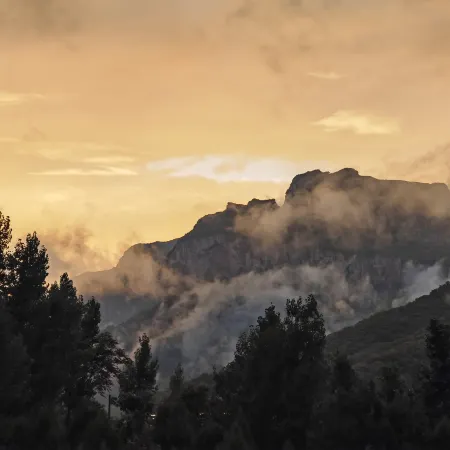 Six Six Mountain Villa (Bailigou Store, Xinxiang)