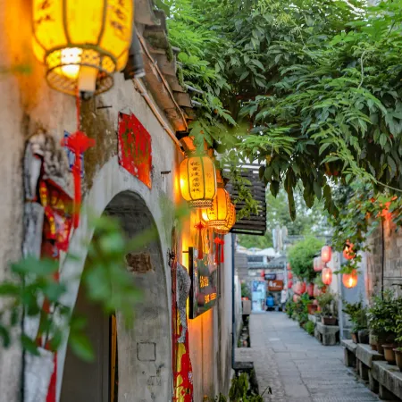 Youmi Manju · Huizhou Style Light Luxury and Beautiful Stay by the South Lake