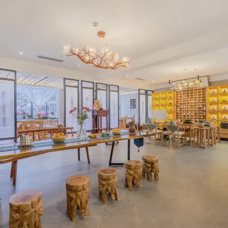 Yihua Yisu Hostel