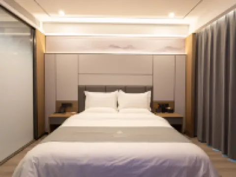 Weishi East View International Hotel Hotels in Weishi