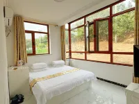 Xinglong Show and farmyard Hotels near Sun Yongqin General Former Residence