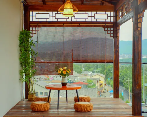 Maitreya Huxi Man Hot Spring Homestay (Huquan Water Town Tourist Resort Scenic Area Branch) Hotels in Mile