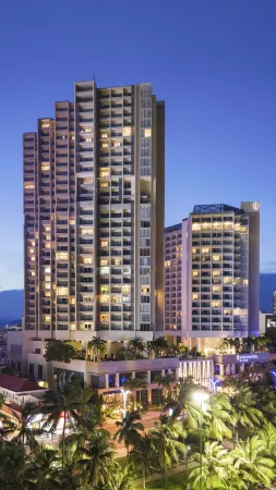 InterContinental Residences Nha Trang Отели рядом с достопримечательностью «Lucky Foot Spa Nha Trang»