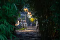 Hengdian Xiaoxishe Homestay (Hengdian Film and Television City Qinwang Palace Branch) - bar