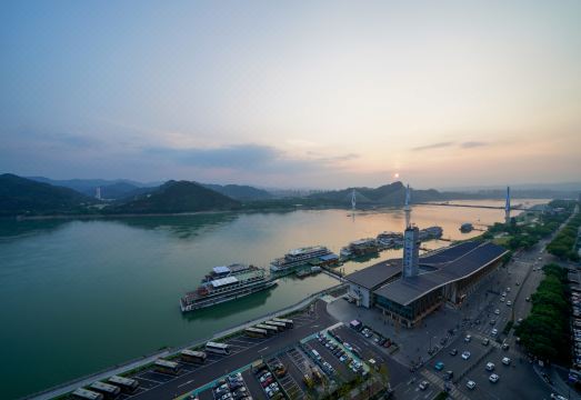 완다광장 야경