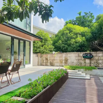 Hangzhou Die Lai Juyue Homestay Отели рядом с достопримечательностью «Храм Линь Ань»