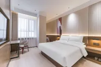 Kuerle Ouyue Hotel (Renmin East Road Kongque River Branch)