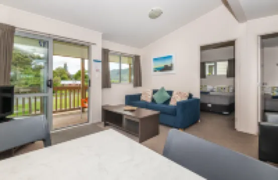 Blue Lake Top 10 Holiday Park