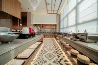 The Lanesborough International Hotel - Mountain view
