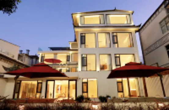 Dali Dianxi Quanxi Seascape Garden Homestay (Erhai Park Branch, Dali High speed Railway Station)