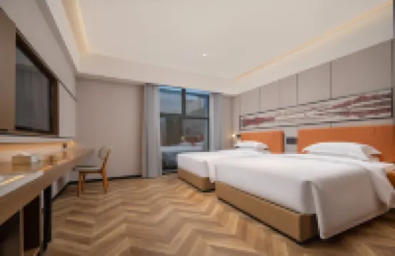 環球6萬里·國際飯店（成都火車南站地鐵站店）