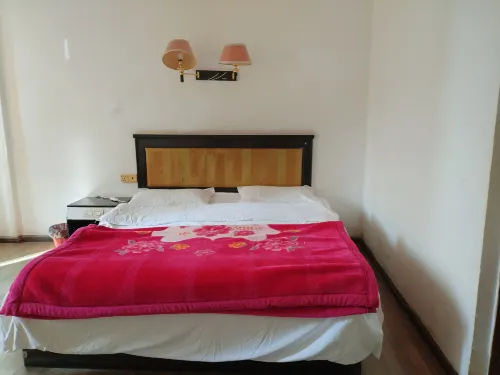 Zhenxiong Mengli B&B