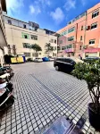 Dongbao Wenquan Grand Hotel (Ruili Caifu Plaza) - Bãi đậu xe