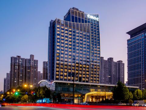 International  Hotel.LuoYang