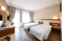 Iris Hotel & Spa Hotels in Erenkoy Bucagi