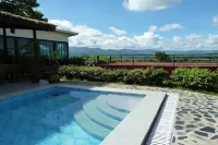 Old Tree's House Hotels in Mae Ai