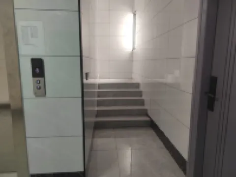 Chunlei Business Hotel