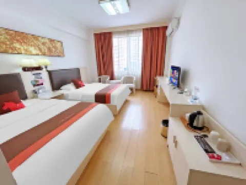 3 Good Chain Hotels (Hezhou College Branch)