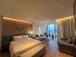 Alacarte Ha Long - Service Apartment