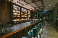 คราวน์ พลาซ่า เบลเกรด บาย IHG - ที่มีบาร์