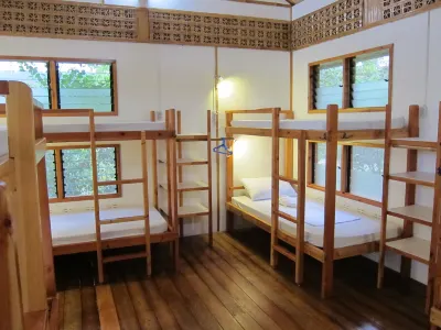 Eskapo Verde 旅館 莫阿爾博阿爾 Badian Island附近的飯店