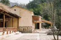 Bamboo Grove Hermitage · Zen Residence Hotels in Jing County