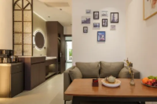 玖棲スマートホテル（大理高速鉄道駅）